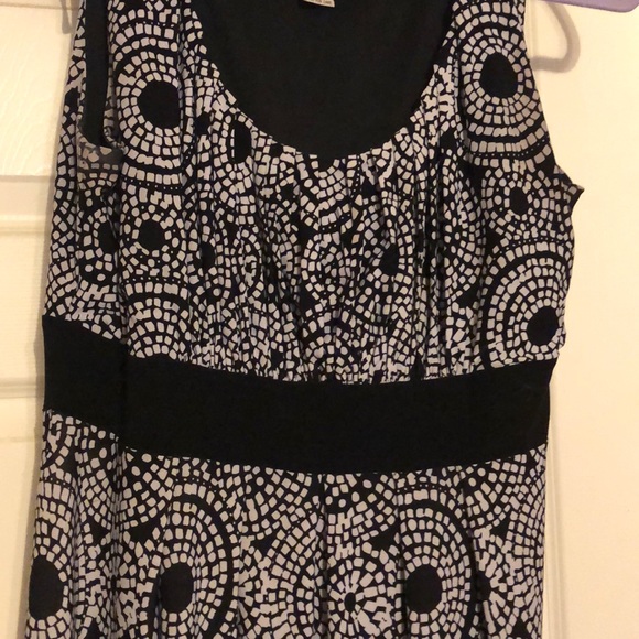 Mid dress - Picture 3 of 3